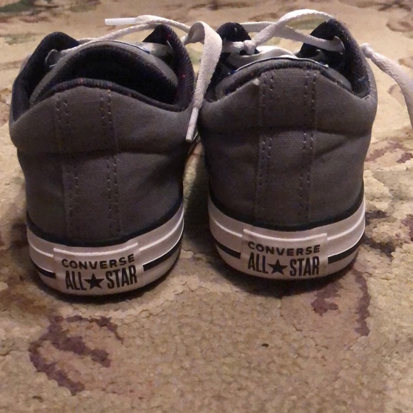 gray converse - Picture 3 of 7